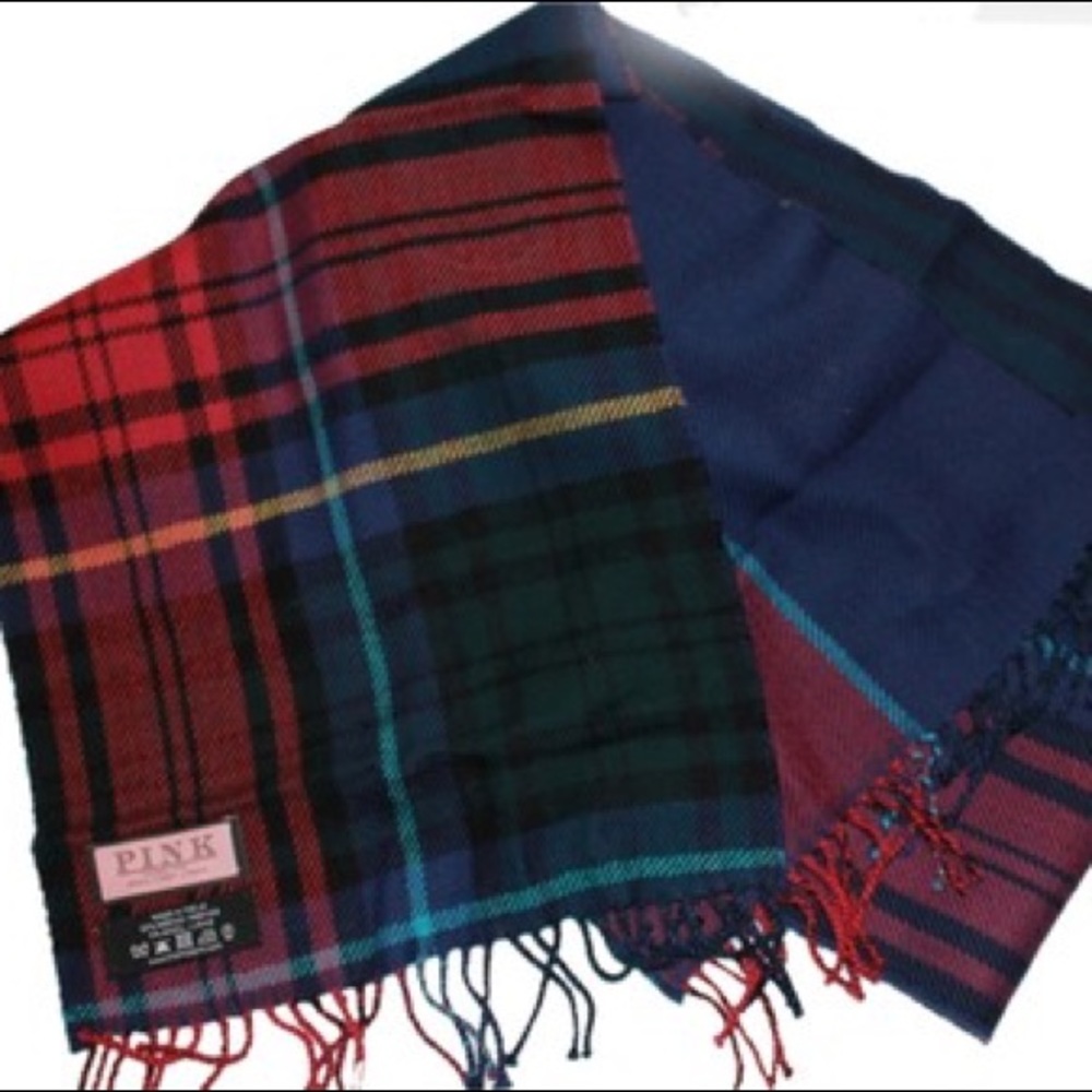 Thomas Pink like new multicolored scarf